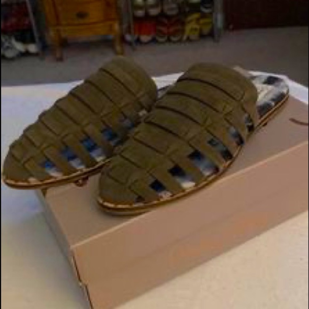 New Crown Vintage real suede mule sandals sz 9.5